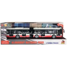 Autobus kloubový MHD český na setrvačník hlásí stanice na bateri